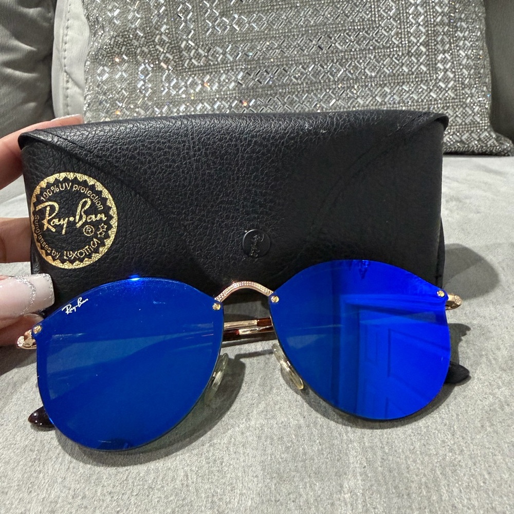 Ray-Ban Gold Frame Sunglasses with Blue Lenses